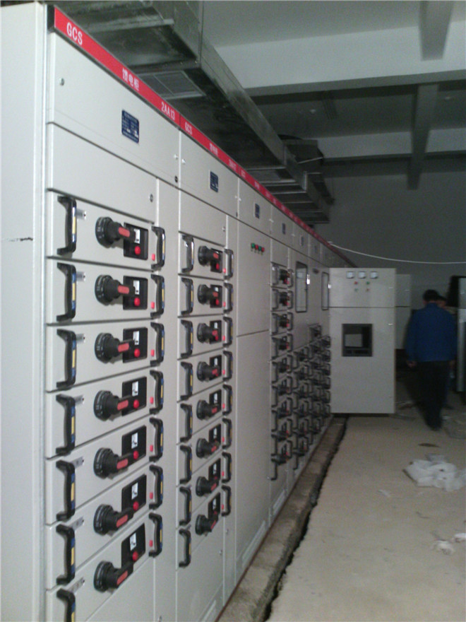 GCS系列低压抽出式开关柜