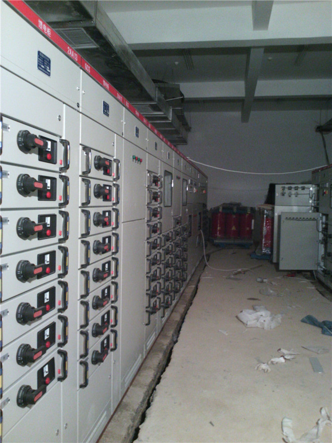 GCS系列低压抽出式开关柜